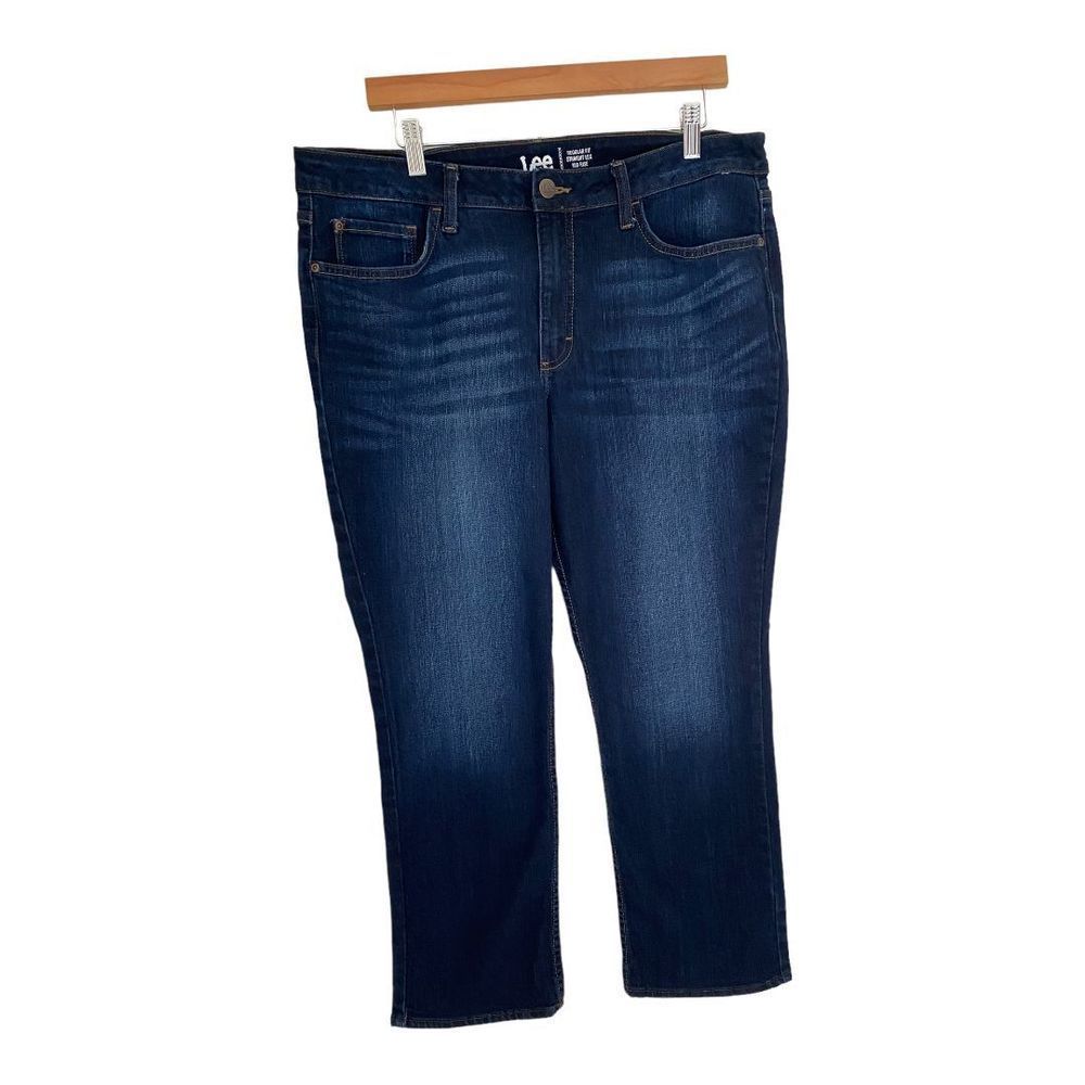 ￼Lee Jeans Regular Fit Straight Leg Mid Rise Dark Wash Women’s Size 16P
